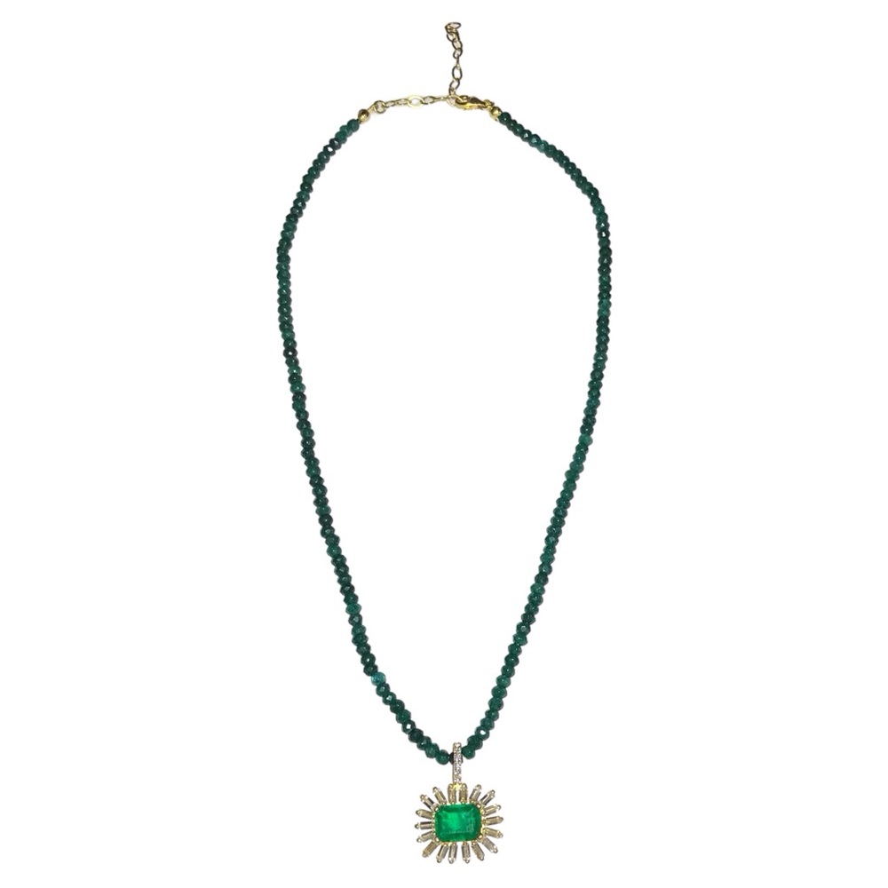 NWT Jade Stones Gemma Azzurr Necklace